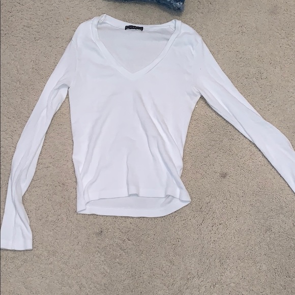 Brandy Melville Long Sleeve Shirt - Picture 1 of 2